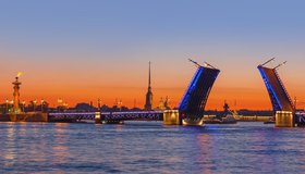 Автобусная экскурсия с прогулкой на теплоходе «Ночной Петербург с воды и земли»