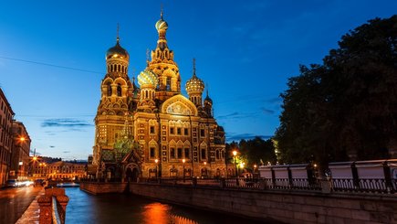 Автобусная экскурсия с прогулкой на теплоходе «Ночной Петербург с воды и земли» — фото 2