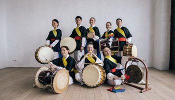 Легендарное шоу корейских барабанщиков «Ханнури»