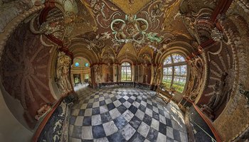 Грот в усадьбе Кусково