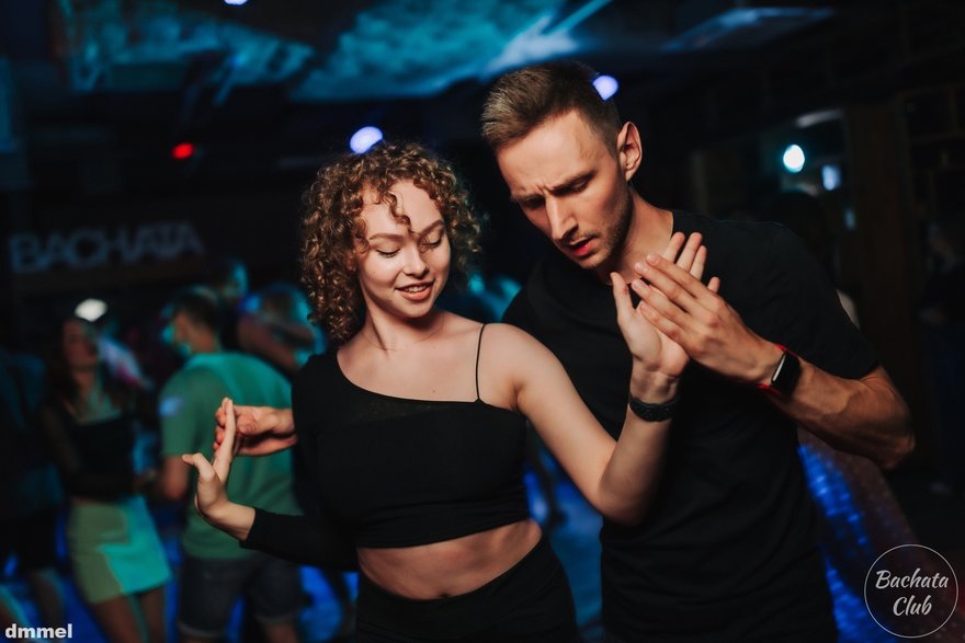 Bachata Club Dance Studio