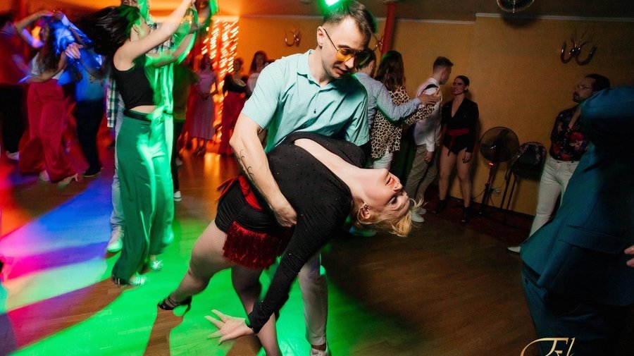 Red Dance