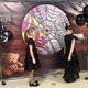 Встреча с Уэнсдей Аддамс в парке «Волшебная миля»