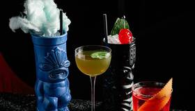 Сезонное меню и тропические коктейли в лаундж-баре Balcon