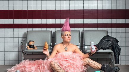 Выставка «Russian Glamour или гламур, которого вам не видать» — фото 2