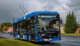 В петербургских троллейбусах начали показывать количество «зайцев»