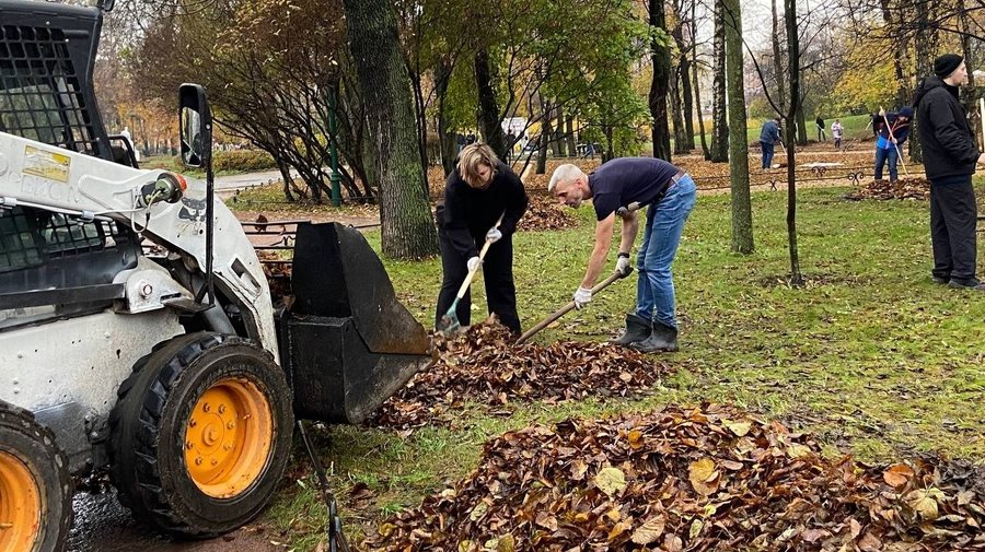 В Петербурге стартовал месяц благоустройства