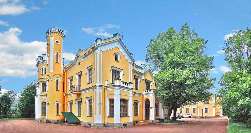 Львовский дворец