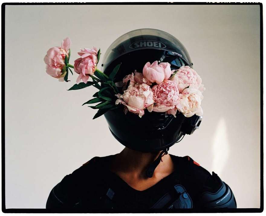 Выставка «Нормкор. Практики повседневности в современной молодежной фотографии»