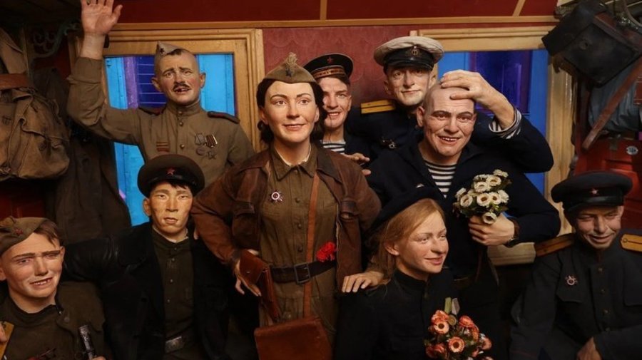 «Поезд Победы» прибудет на станцию «Новый Петергоф»