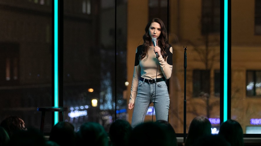 Stand up-концерт Нади Джабраиловой