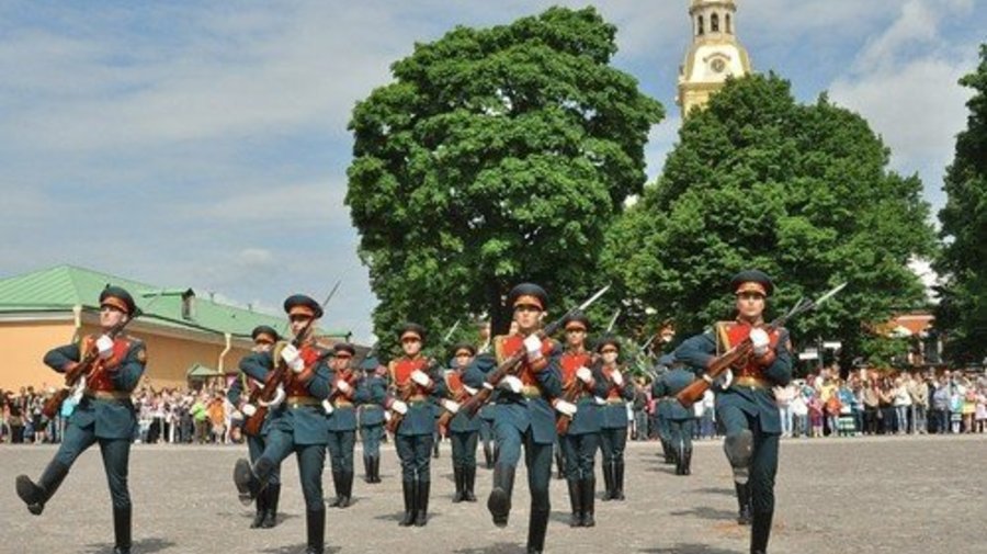 В субботу состоится первая церемония развода почетного караула в Петропавловской крепости