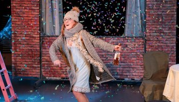 Спектакль-девичник «Пила вино и хохотала»