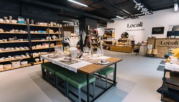 В Locali за подарками и сувенирами