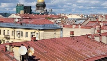 Экскурсия «Скетчинг на крыше: рисуем Питер с художником»