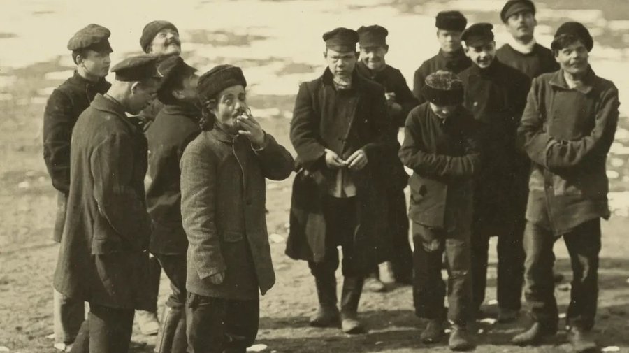 Лекция Артемия Пигарева «Бандитский Петербург»