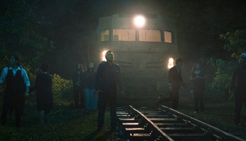 Премьера фильма «Пункт назначения: Поезд №13»