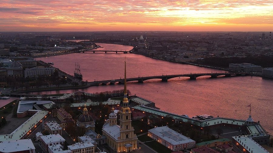 Обязательно к посещению: топ мест, где вы почувствуете настоящий питерский вайб