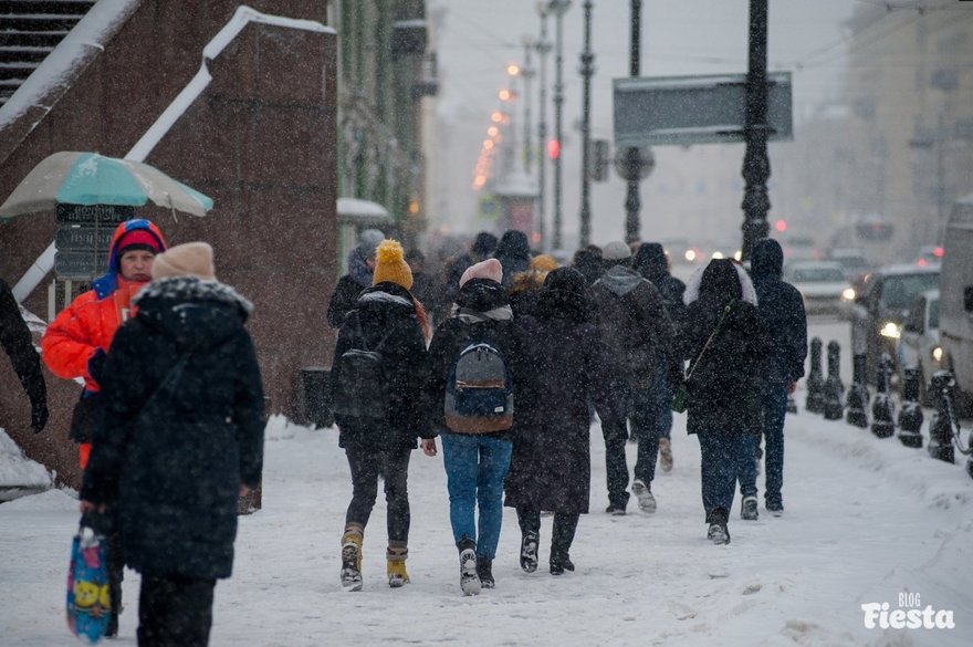 Снег, ливни и штормовой ветер вернутся в Петербург в эту субботу, 30 ноября, сообщают синоптики.