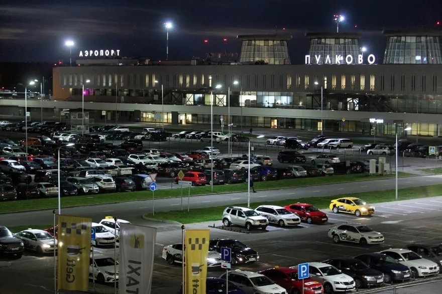Парковка каршеринга в пулково. Пулково парковка спб. Автостоянки аэропорта пулково. Стоянка пулковская. Парковка 10 пулково.