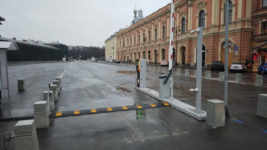 На Конюшенной площади будет открыта новая городская стоянка