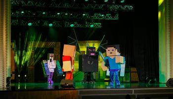 Шоу «Minecraft»