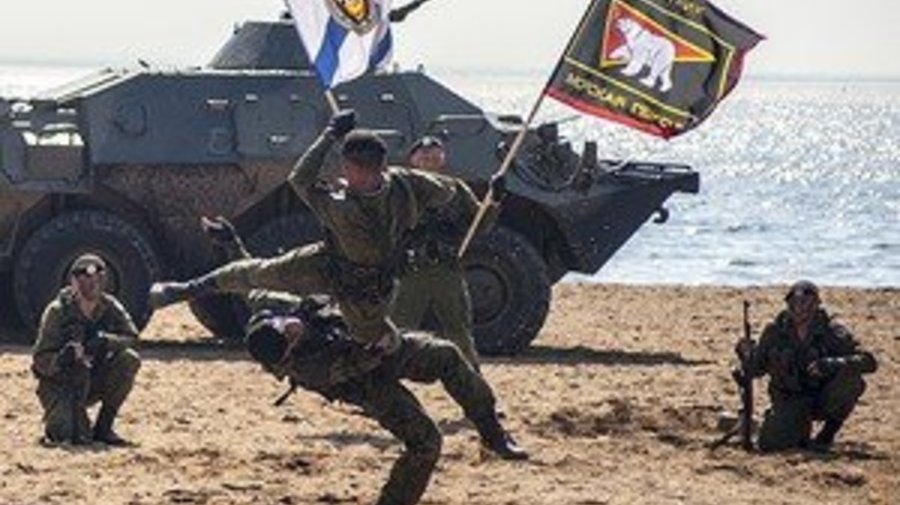 Военно-спортивный праздник в Парке 300-летия 