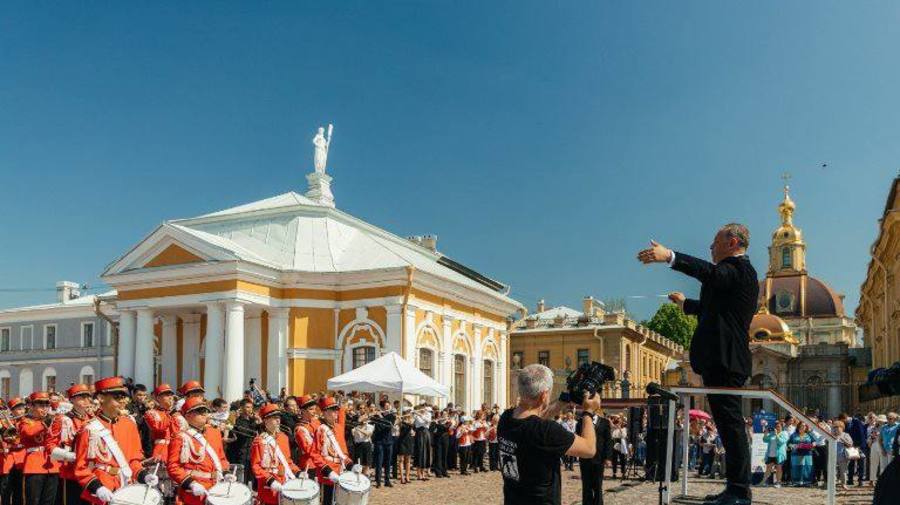 День города в Петропавловской крепости