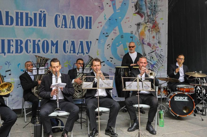 «Музыкальные салоны» в Румянцевском саду 