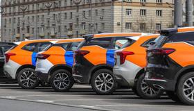 Минпромторг «горячо поддержал» замену иномарок на отечественные авто в каршерингах.