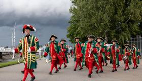 Парусный парад устроят в Петергофе в честь Дня Петра и Павла.