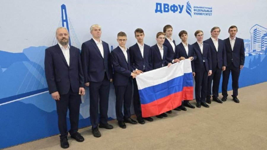 Школьник из Петербурга Илья Замоторин завоевал золото на международной олимпиаде по математике