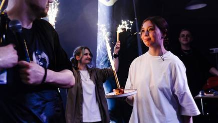 Скидка 20% именинникам в караоке-ресторане «Cherish» — фото 5