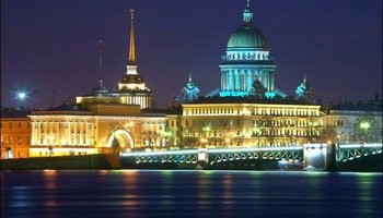 Прогулка по питерским местам Москвы