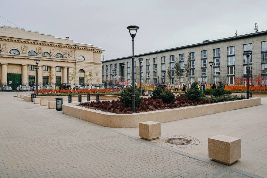 Завершилось благоустройство территории у Балтийского вокзала.