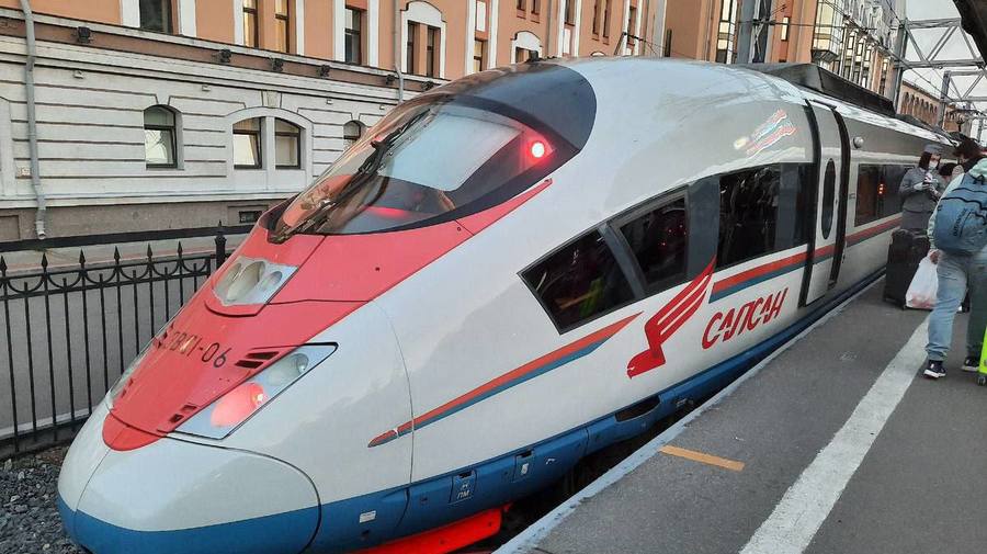 Дополнительные места добавят в «Сапсаны» между Москвой и Питером