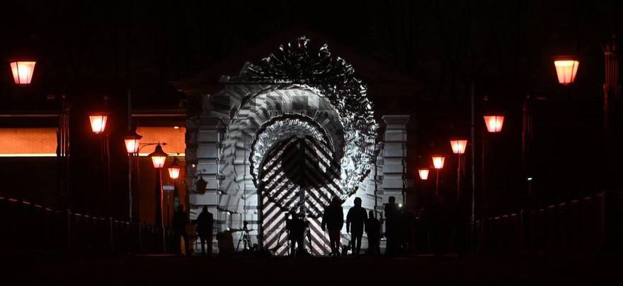 С 2 по 4 ноября Петропавловская крепость превратится в центр света и музыки — здесь пройдет грандиозный фестиваль цифрового искусства «Чудо света»