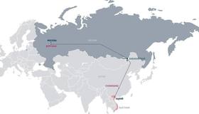 Между Россией и Вьетнамом построят железнодорожный маршрут через Китай и Монголию, о запуске договорились представители стран, проект рассматривается как часть плана по укреплению двусторонних отношений.