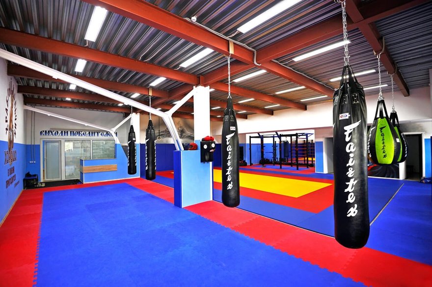 Клуб единоборств «Гвардия»