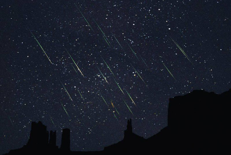Петербуржцы смогут увидеть метеорный поток Леониды с 6 ноября