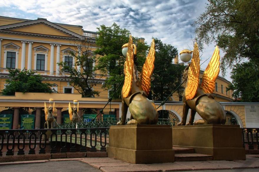 Банковский мост