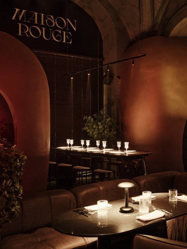 Самое дорогое блюдо Петербурга — лобстеры с икрой за 370 тысяч рублей