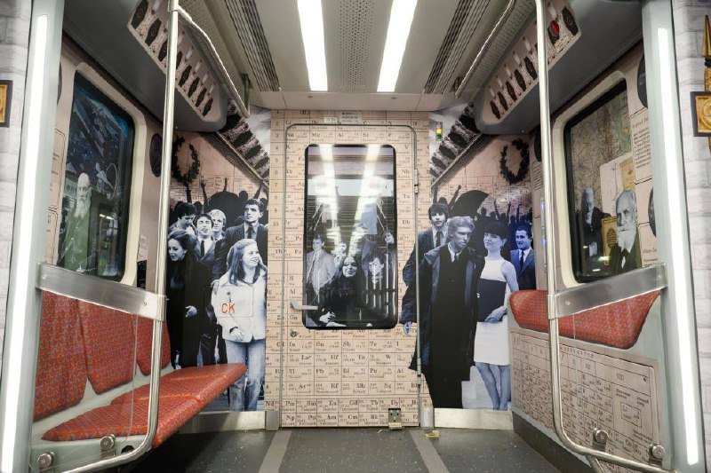 В Петербурге запустят два юбилейных поезда к 70-летию метро