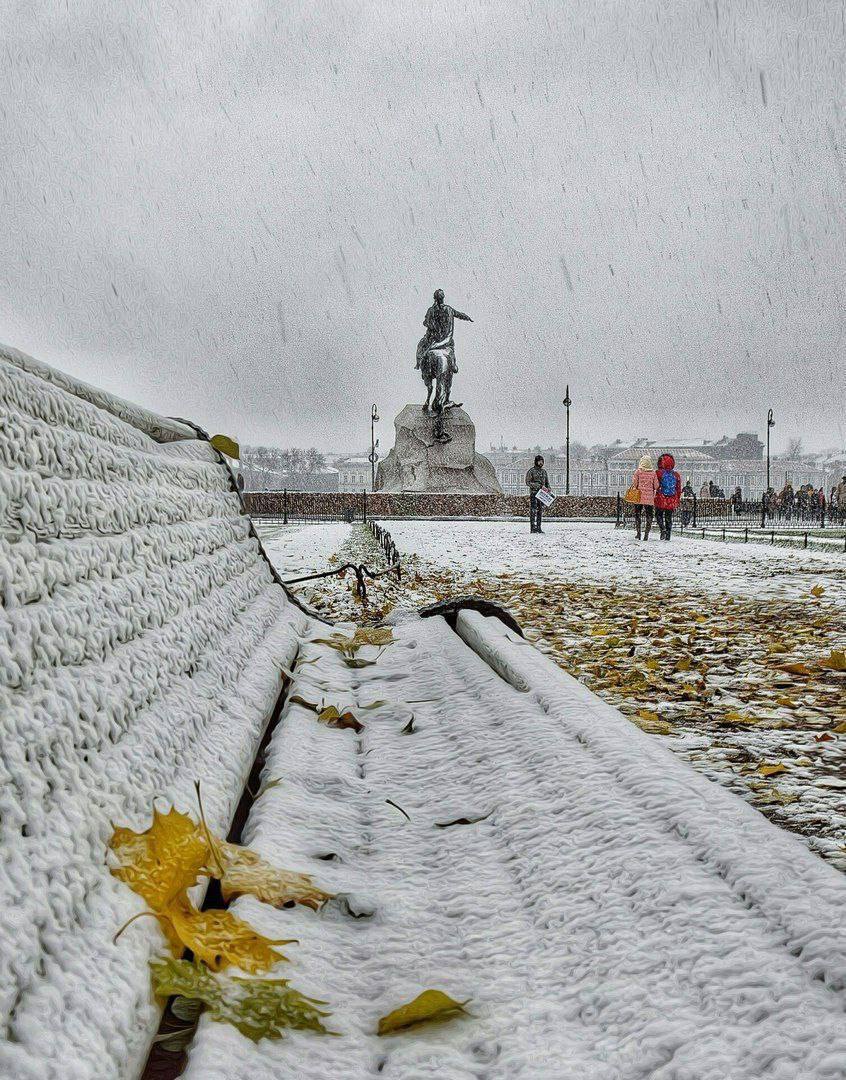 В ближайшие дни в Петербурге ожидаются морозы и мокрый снег, предупреждают синоптики.