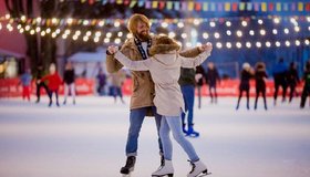 На Конюшенной площади с 17 декабря снова откроется зимний каток 