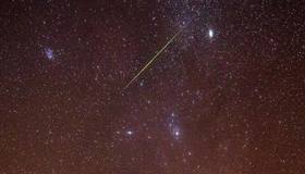 Петербуржцы увидят пик метеорного потока Леониды в ночь на 17 ноября.