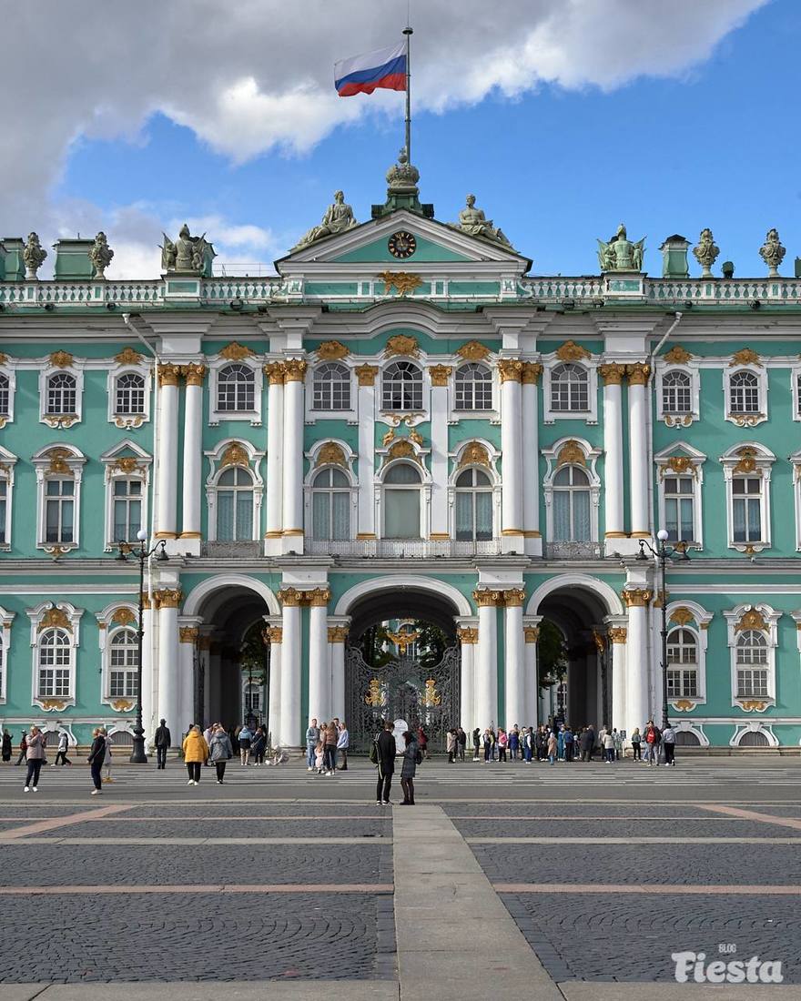 Петербургская компания «Остек студио» требует от Эрмитажа 131,4 миллиона рублей