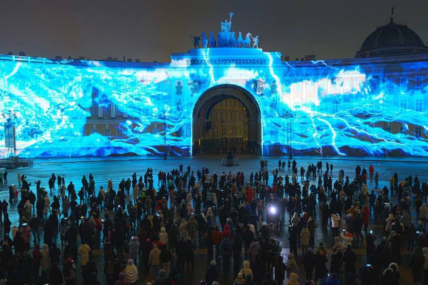 В Петербурге покажут мультимедийный спектакль «Чайковский»