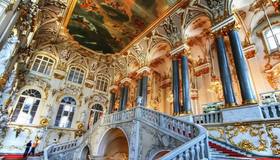 С 1 декабря билет в Эрмитаж вырастет на 200 рублей — до 700 рублей.