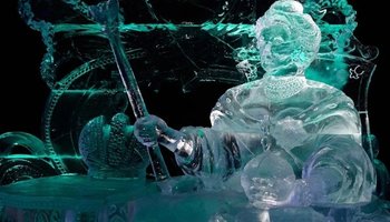 Фестиваль ледовых скульптур «КроншЛёд»